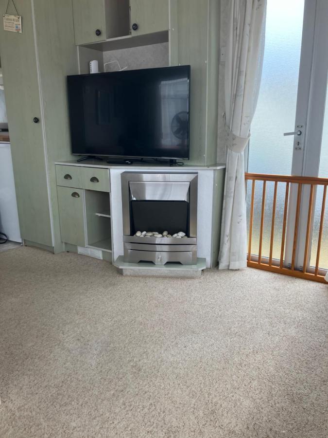 Hollie's Holidays - Static Caravan