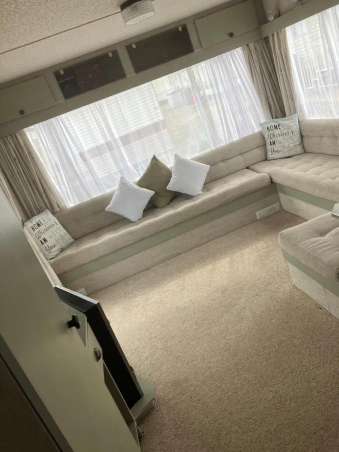 Hollie's Holidays - Static Caravan Apartment Hemsby